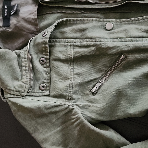 Fashion army fatigue jacket! - Picture 3 of 10